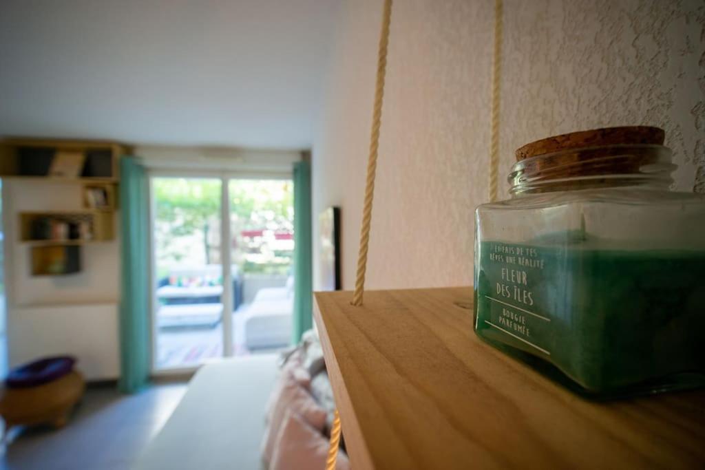 Fully Equipped Apartment With Terrace Sleeps 4 Марсилия Екстериор снимка